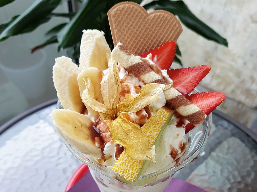 Eiscafé & Bistro in Frankfurt-Markendorf